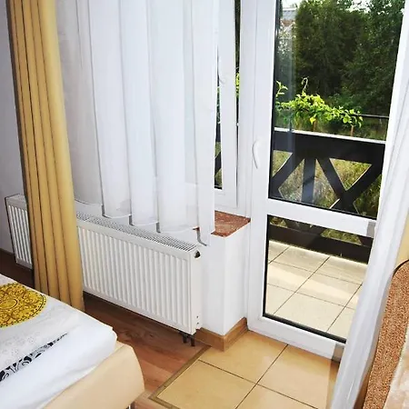 Pokoje Goscinne Zawisza *