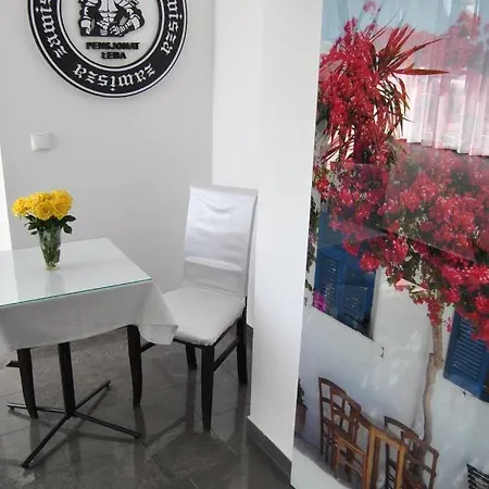 Pokoje Goscinne Zawisza * וובה