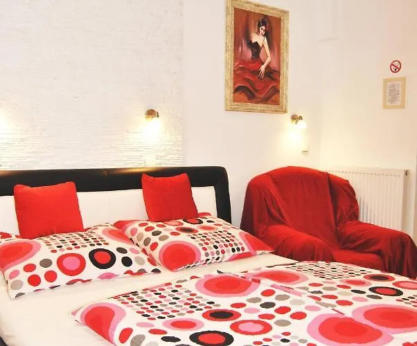 Pokoje Goscinne Zawisza *