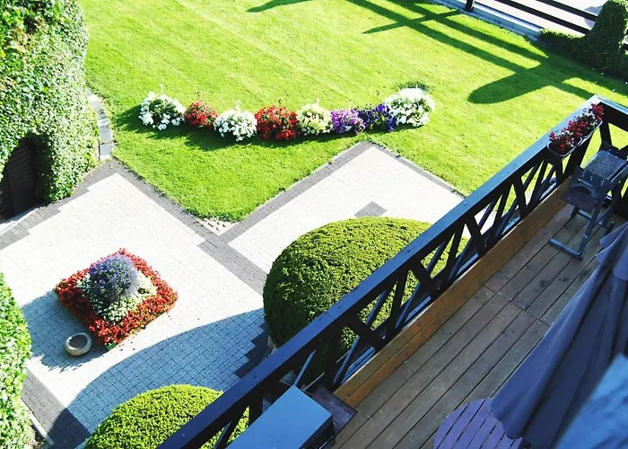 Pokoje Goscinne Zawisza * Łeba